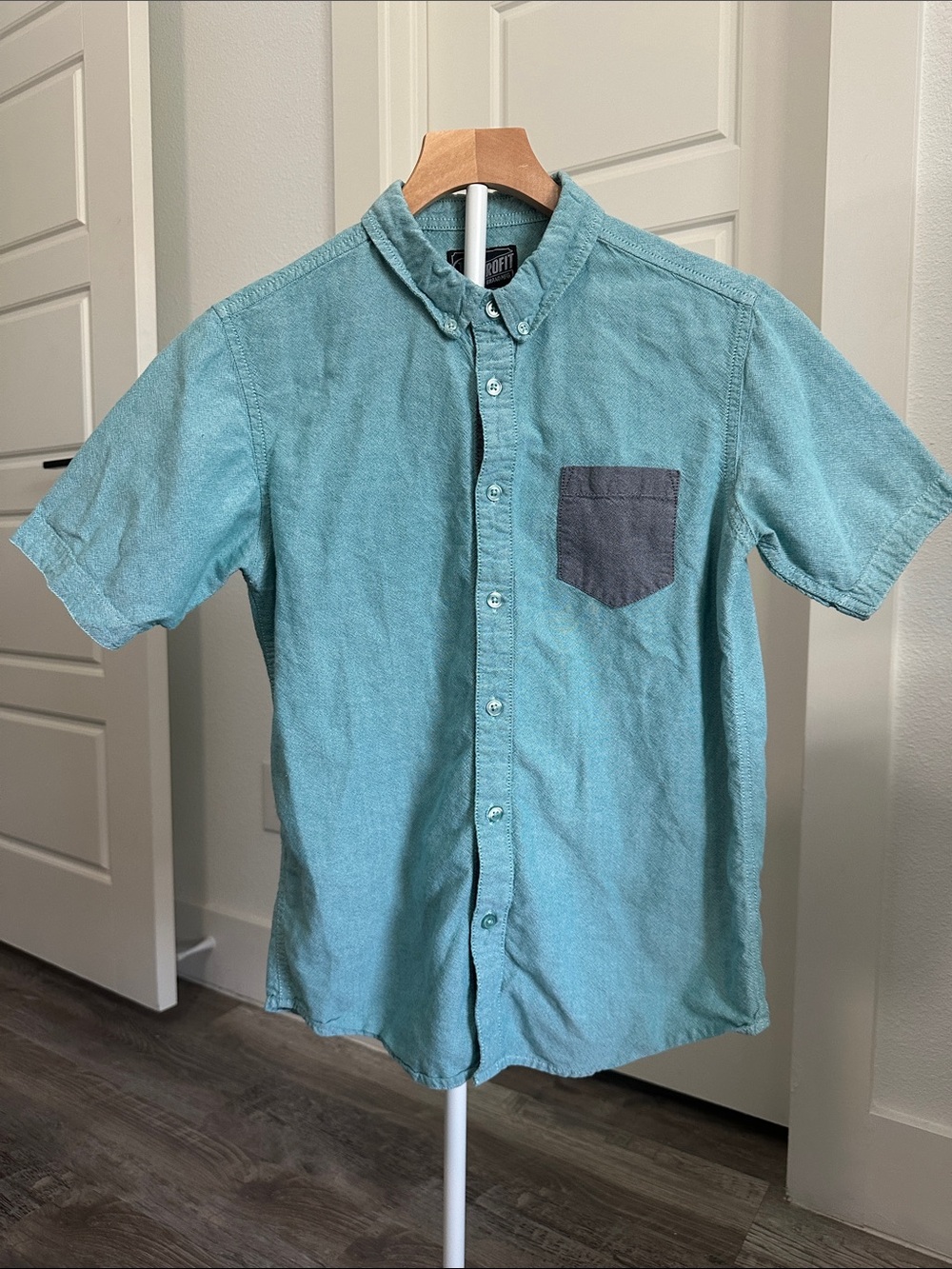 Retrofit Boys Short Sleeve Chambray Button Down Shirt Blue L 14/16